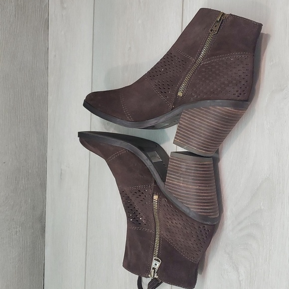 NEW Lucky Brand Ramses Patch Ankle Suede Booties Block Heels shoes sz 7M - Picture 7 of 13